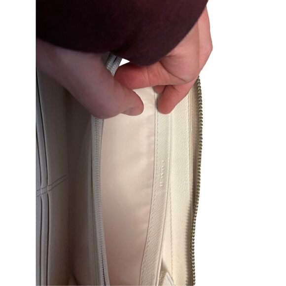 Coach Zip Around Wallet  - Picture 6 of 7